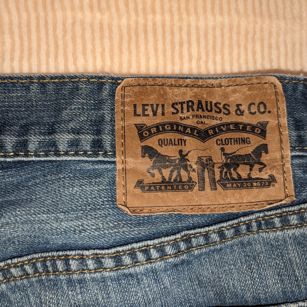 Levi's vintage jeans 33 x 32